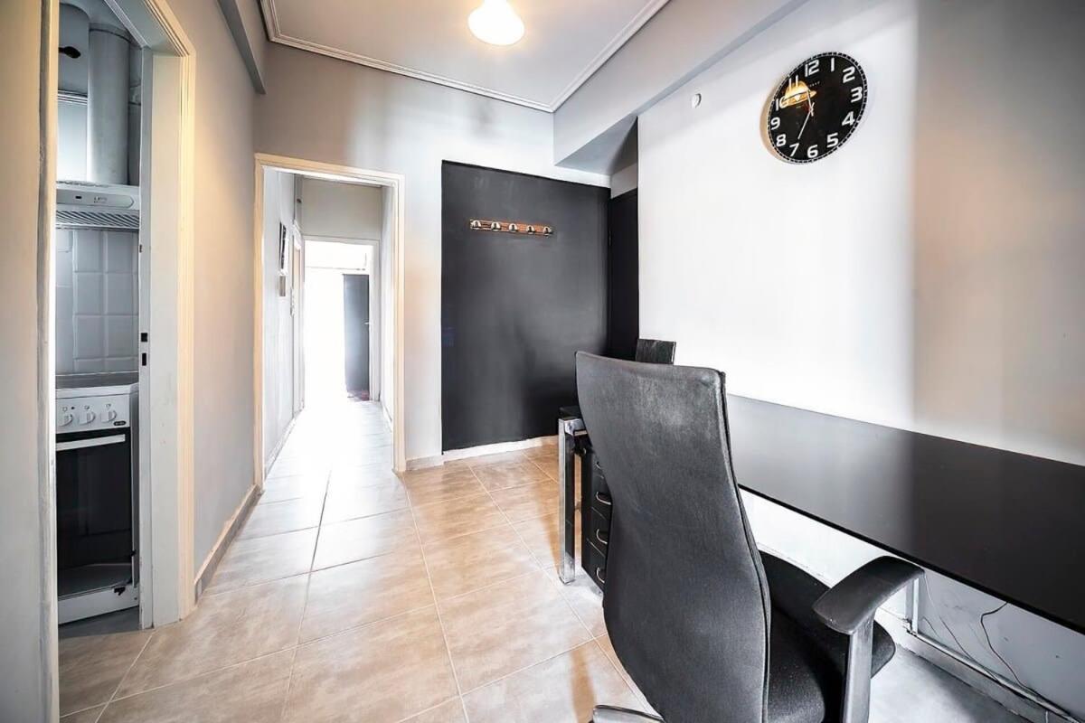 Topfloor Central Apt With Urban Views,3' To Metro Афіни Екстер'єр фото